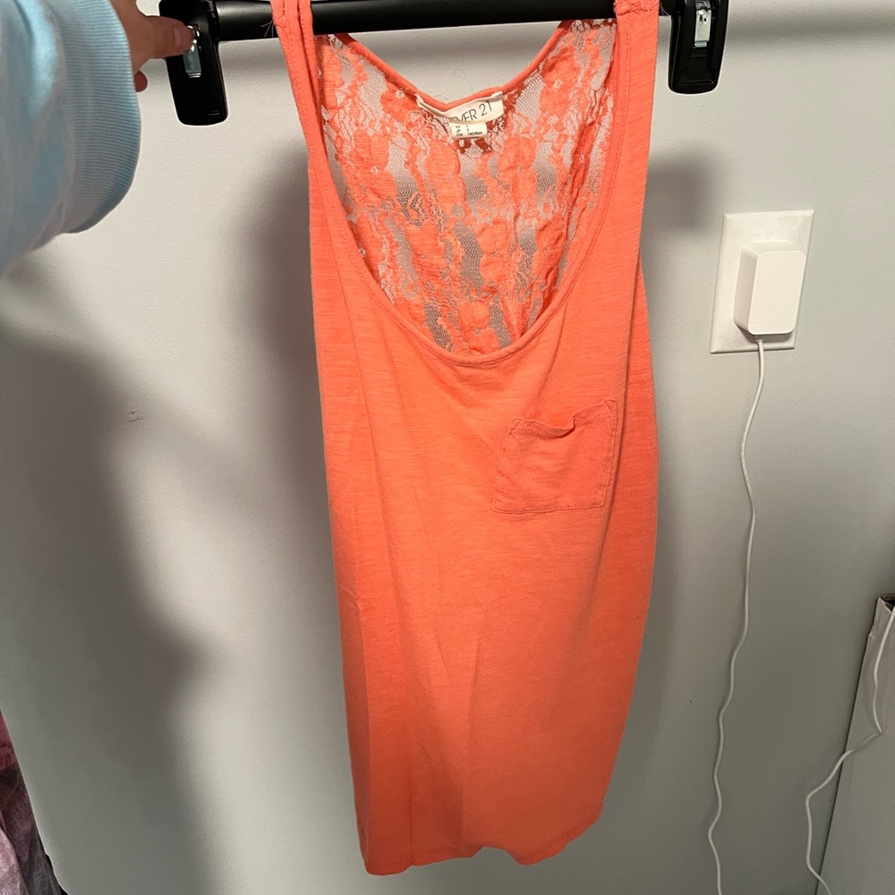 Coral forever 21 tank size small